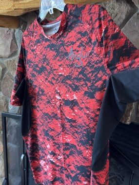ANGLUR  Phantom UPF 50+ Sun Protection Men’s Red Short Sleeve Performance Tee
